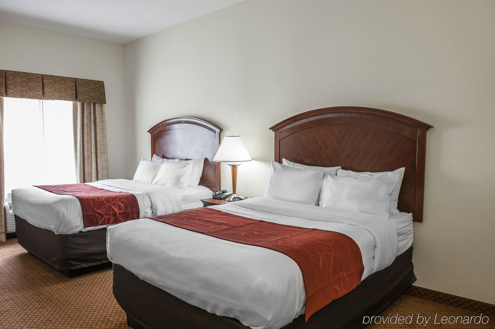 คอมฟอร์ต สวีท เนียร์ อินเดียนาโพลิส แอร์พอร์ต Hotel ภายนอก รูปภาพ